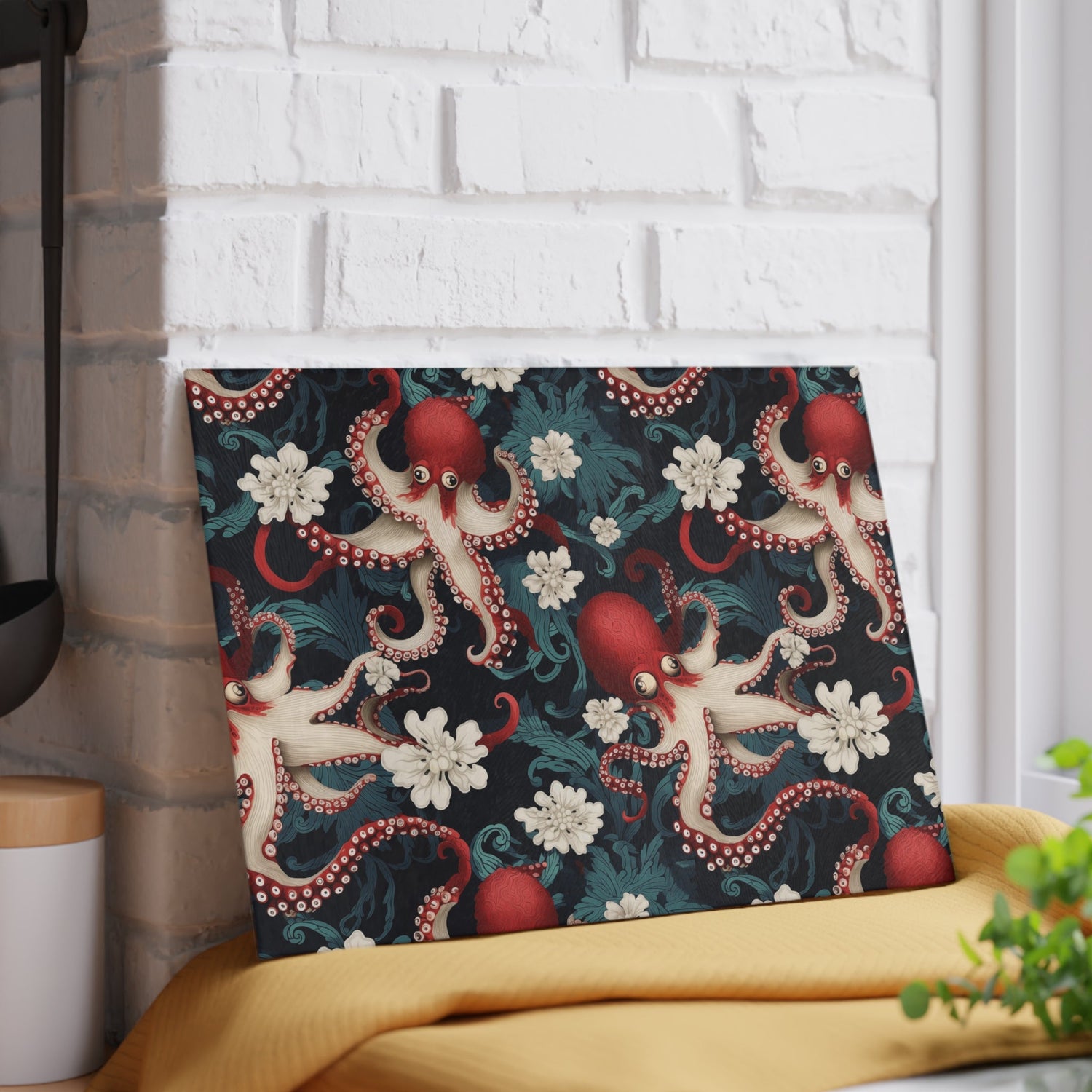 Unique octopus kitchen art – tempered glass chopping board.